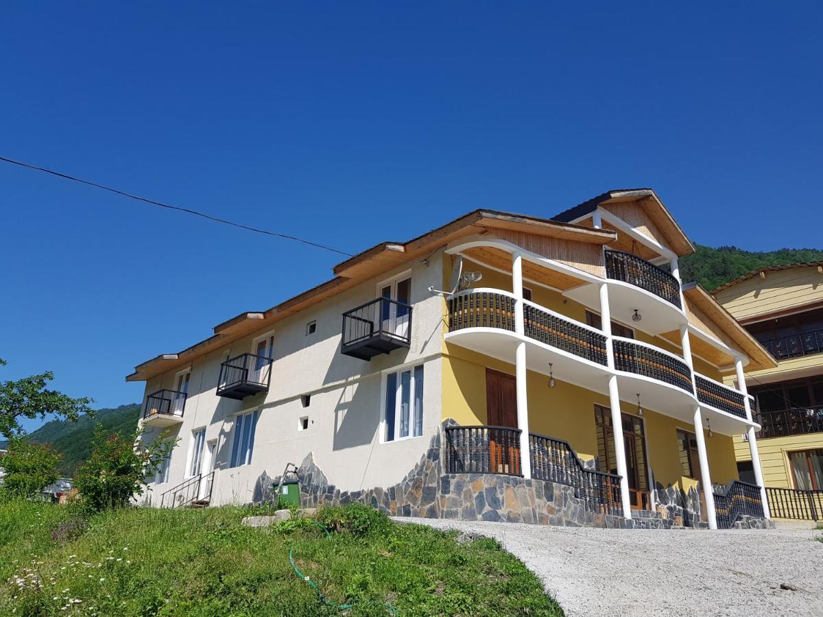 Hilltop Местия Экстерьер фото